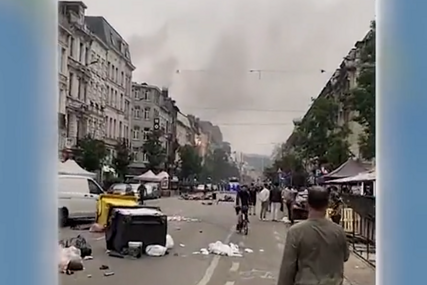 Neredi u Briselu: Policija i vatrogasci na nogama, gore automobili na ulicama (VIDEO)