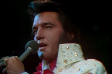 MUZIČKA IKONA Kaput Elvisa Prislija prodat na aukciji za skoro 150.000 evra