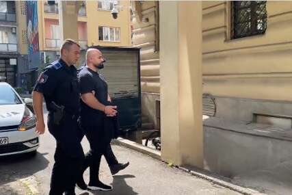 Jedan muškarac ranjen u nogu: Uhapšeni zbog pucnjave u Sarajevu predat u Tužilaštvo (VIDEO)