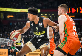 MAJSTORICA BEZ DRAME Partizan izborio ABA finale koje (ne)će igrati Zvezda (FOTO, VIDEO)