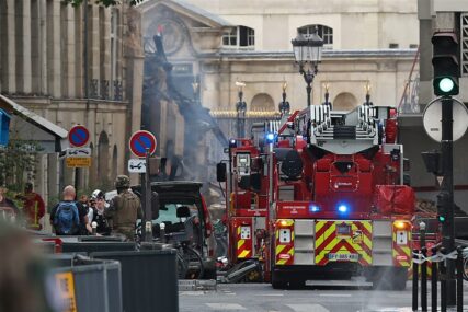 Požar u Parizu pod kontrolom: U eksploziji gasa povrijeđeno 16 ljudi, od kojih  je 7 teško