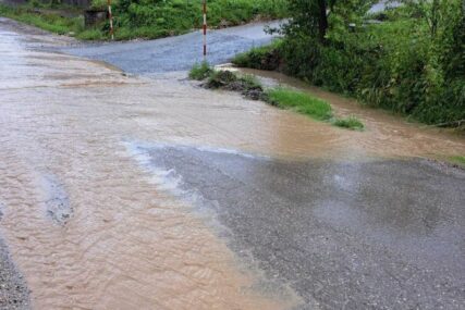 Iz ЈU" Vode Srpske" upozoravaju građane: Moguća pojava bujičnih poplava zbog obilnih padavina