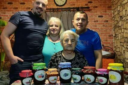 Porodica iz Knjaževca proizvodi poslastice od ljubičice, jorgovana i bagrema