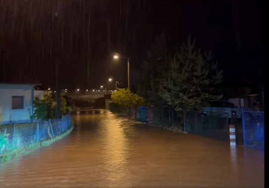 Poplavljene ulice u Prnjavoru