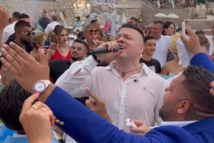 SVADBA GODINE Detalji veselja u Crnoj Gori od milion evra, goste zabavljali Sloba Radanović i Lepa Brena (FOTO)