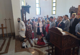 Okupili se brojni vjernici: U Banjaluci dočekana čudotvorna ikona Bogorodice Brzopomoćnice (FOTO)