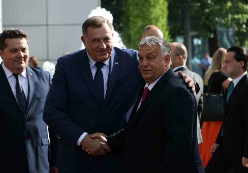 Milorad Dodik dočekao Viktora Orbana 