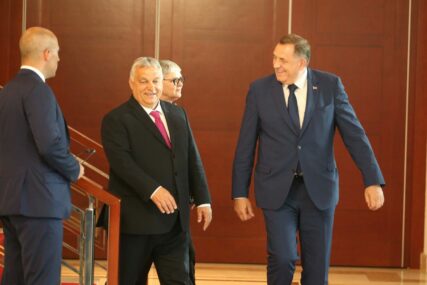 Dodik se osvrnuo na posjetu  mađarskog premijera Srpskoj "Zalaganje Orbana da u BiH ne odlučuju stranci - kapitalna stvar"