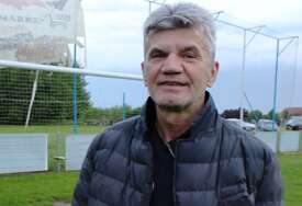 Odigrao 40 fudbalskih sezona: Zlatko Vidović (66) rekorder u kopačkama iz Seferovaca (FOTO)