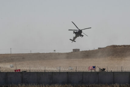 Američki helikopter u Siriji