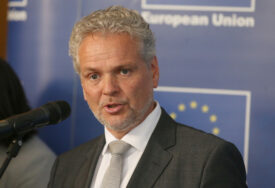 “To ne vodi nigdje i kreira nedopustive strahove” Delegacija EU reagovala na najave iz Srpske o mirnom razdruživanju