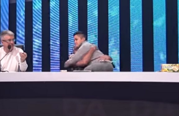 marija šerifović pala sa stolice