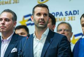 “Crna Gora će podržati rezoluciju o Srebrenici” Milojko Spajić tvrdi da ne želi dizanje tenzija sa Srbijom