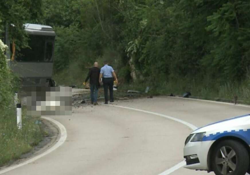 U teškoj nesreći kod Trebinja život izgubile dvije osobe: Autobus prevozio nastavnike i direktorku osnovne škole u Banjaluci (FOTO)