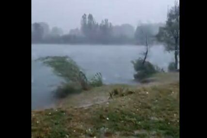Olujno nevrijeme u Hrvatskoj: Grad razbijao prozore, vjetar čupao stabla, ima i povrijeđenih (VIDEO)