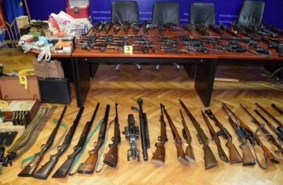Oružje pronađeno u kući muškarca kod Splita