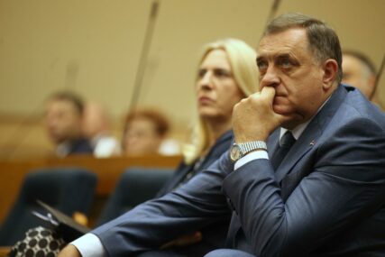 "Izgubili su živce" Dodik se obrušio na Ustavni sud BiH i zaprijetio zatvorom svakom ko bude poštovao njegove odluke