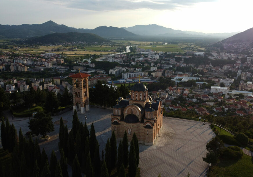 PANORAMA TREBINJA , HERCEGOVAČKA GRAČANICA CRKVINA