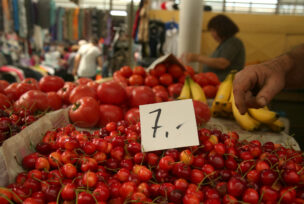 cijena voća i povrća na banjalučkoj tržnici , trešnje