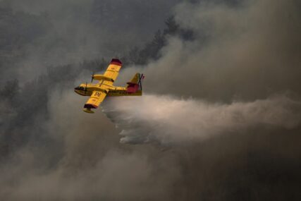 Požar u Turskoj: Vatra buknula u šumi, brojni avioni nisu mogli da polete zbog visoke temperature