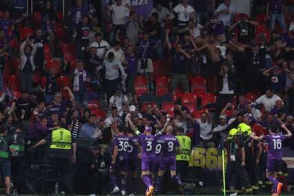 OTKLONJENA DILEMA Uprkos problemima s letom, Fiorentina ipak stiže u Beograd