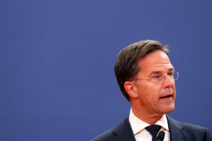 Premijer Holandije podnosi ostavku: Pada vlada zbog neslaganja o suzbijanju imigracija