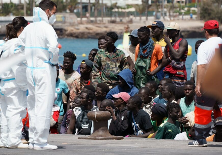 Migranti iz Afrike stigli u Tenerife