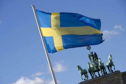 Skandal u Švedskoj: Policija odobrila zahtjev da se dozvoli spaljivanje Biblije i Tore
