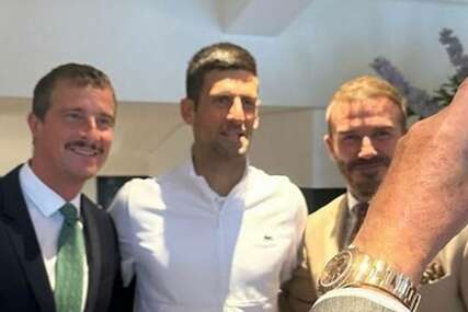 Novak i poznati voditelj: Ber Grils poslao jaku poruku srpskom teniseru