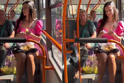 Mini haljina, štikle i nož u ruci: Djevojka gulila krompir u autobusu, putnici je zbunjeno posmatrali (VIDEO)
