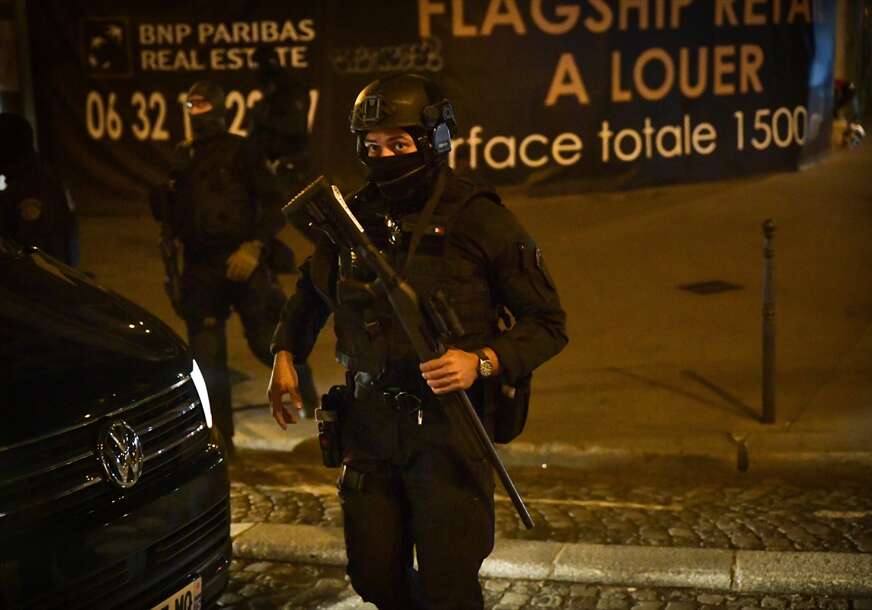 Prikupljanje novca za policajca u Francuskoj: Više donacija za njega nego za porodicu ubijenog mladića