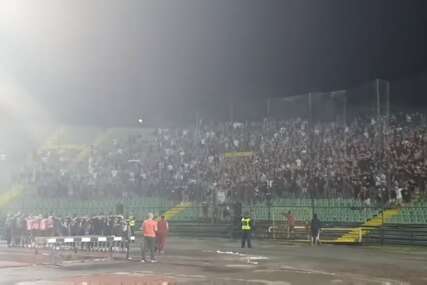 "Hoćemo titulu na Koševu" Horde zla postrojile fudbalere Sarajeva (VIDEO)