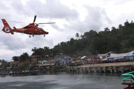 TRAGEDIJA U INDONEZIJI Prevrnuo se trajket, najmanje 15 osoba poginulo
