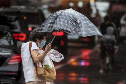 NEVRIJEME U KINI Jak tajfun se kreće prema Pekingu, na Filipinima ubio 25 osoba