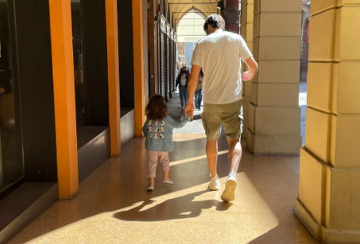 Miloš Teodosić šeta sa kćerkom