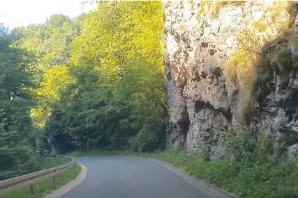 Nemoguć za mimoilaženje: Ovo je jedan od najopasnijih puteva u BiH (VIDEO)