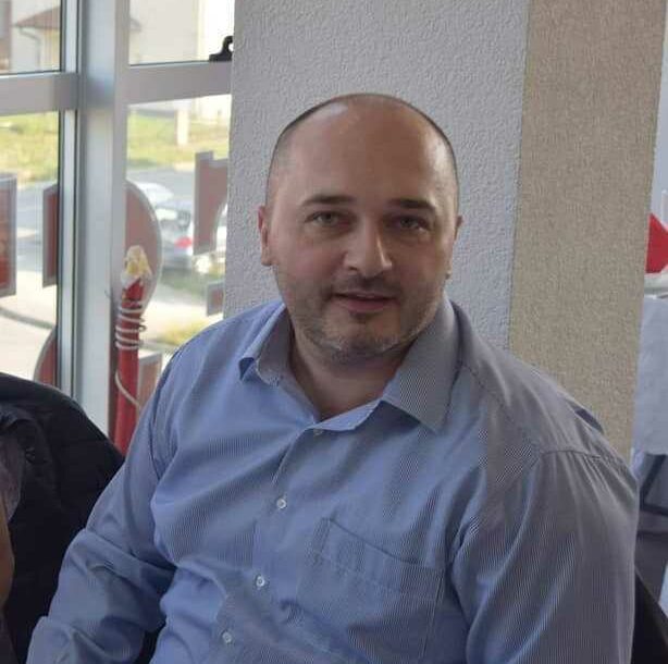 Mićanović postavio 5 pitanja za ministra Đokića "Vlada za tenis dala 55 miliona, dok RiTE Uljevik ostavlja bez pomoći"