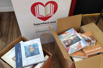 Biblioteka iz Kotor Varoši donirala knjige za m:tel akciju "Zadužbina srca – neka nas knjiga spaja" (FOTO)