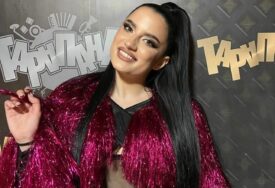 (FOTO) "Biro bluda" zatresao internet, ona u halterima GORI: Barbara Bobak pred rođendan najprovokativnija do sad