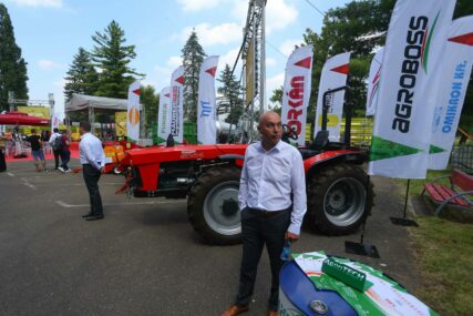 Dodjela poljoprivrednih mašina od vlade Mađarske