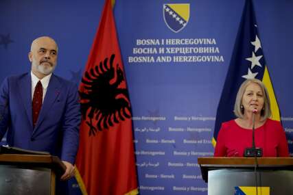 Krišto se sastala sa premijerom Albanije "Savjet ministara čini iskorak u svemu što je interes BiH"