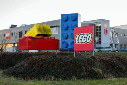 Lego fabrika