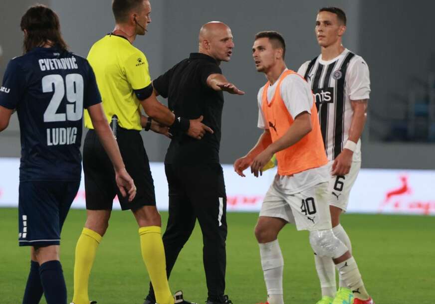 Sudija Milan Mitić na meču TSC - Partizan