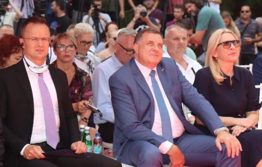 Željka Cvijanović, Mađarska
