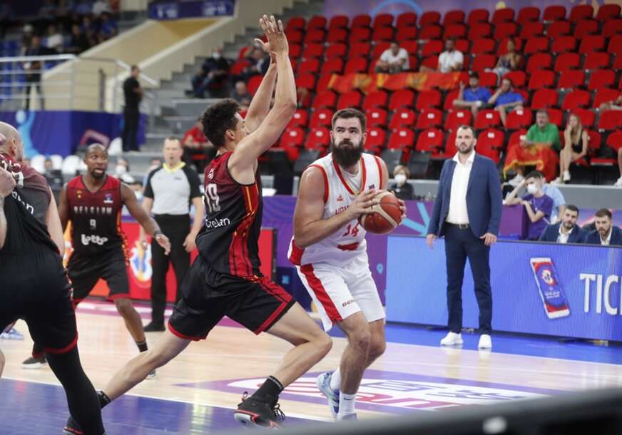 "Kadri smo da budemo prijatno iznenađenje" Iskusni centar Crne Gore spreman za početak Mundobasketa