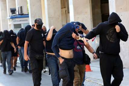 Počela identifikacija huligana "U Grčku došao vojno organizovan, disciplinovan i opremljen odred za ubistva" (FOTO)