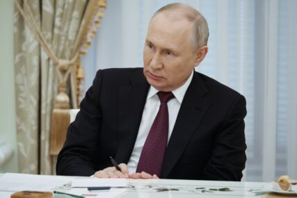 "Ova situacija ne odgovara skoro nikome" Putin tvrdi da Amerikanci čine zločine rukama Ukrajinaca