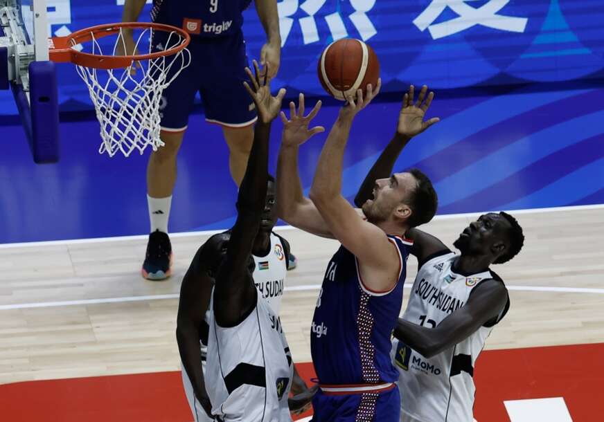 Nikola Milutinov