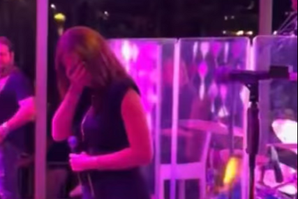 Aleksandra Prijović zaplakala na nastupu