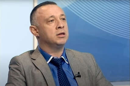 doktor Miroslav Popović
